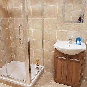 Chambre Standarde Lit Queen-Size